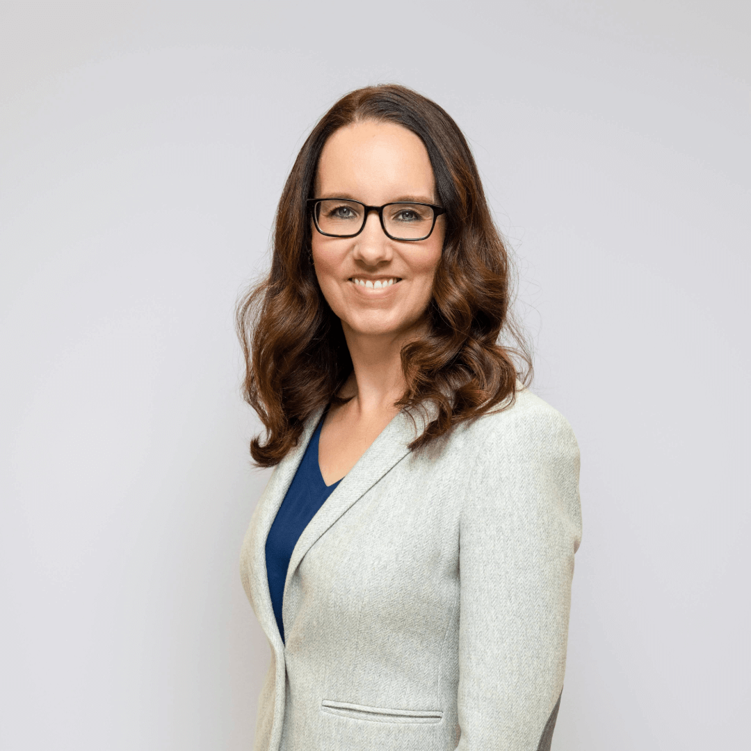 Badger Headshots-1-Amanda Owens